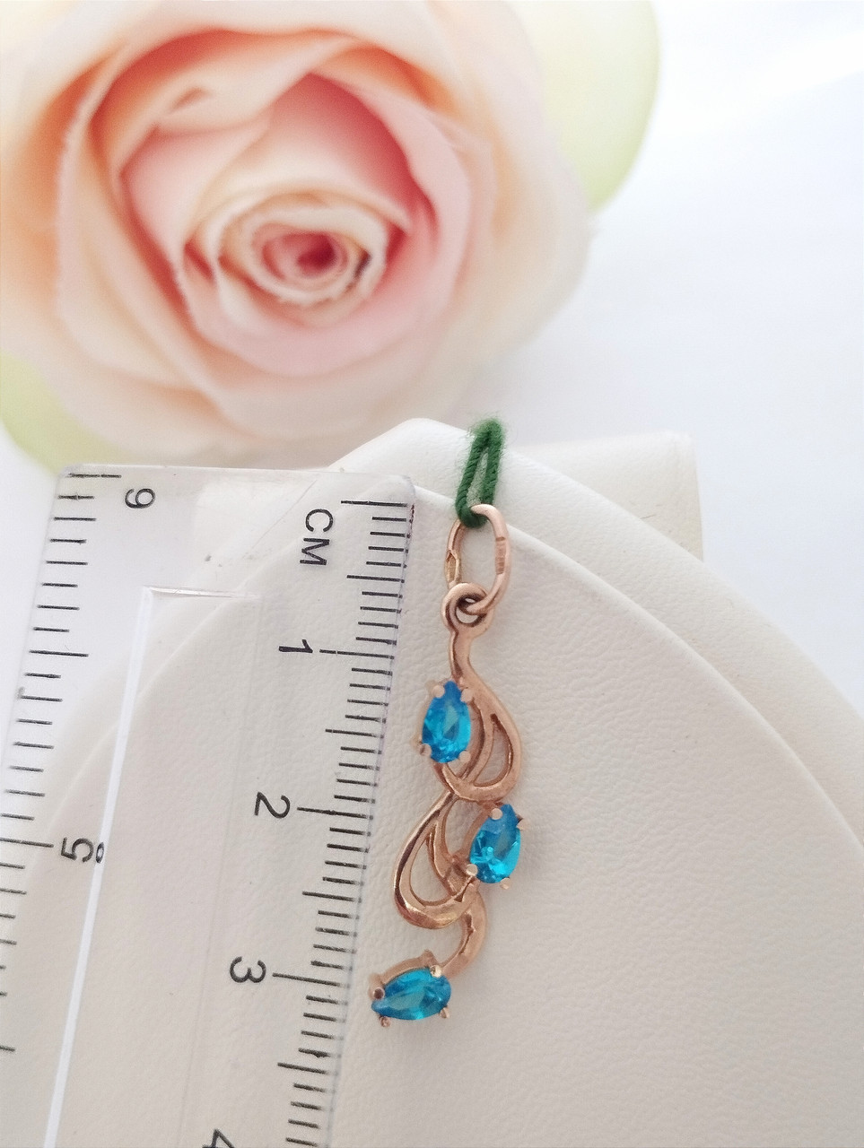 Золотий кулон 585 проби з цирконієм