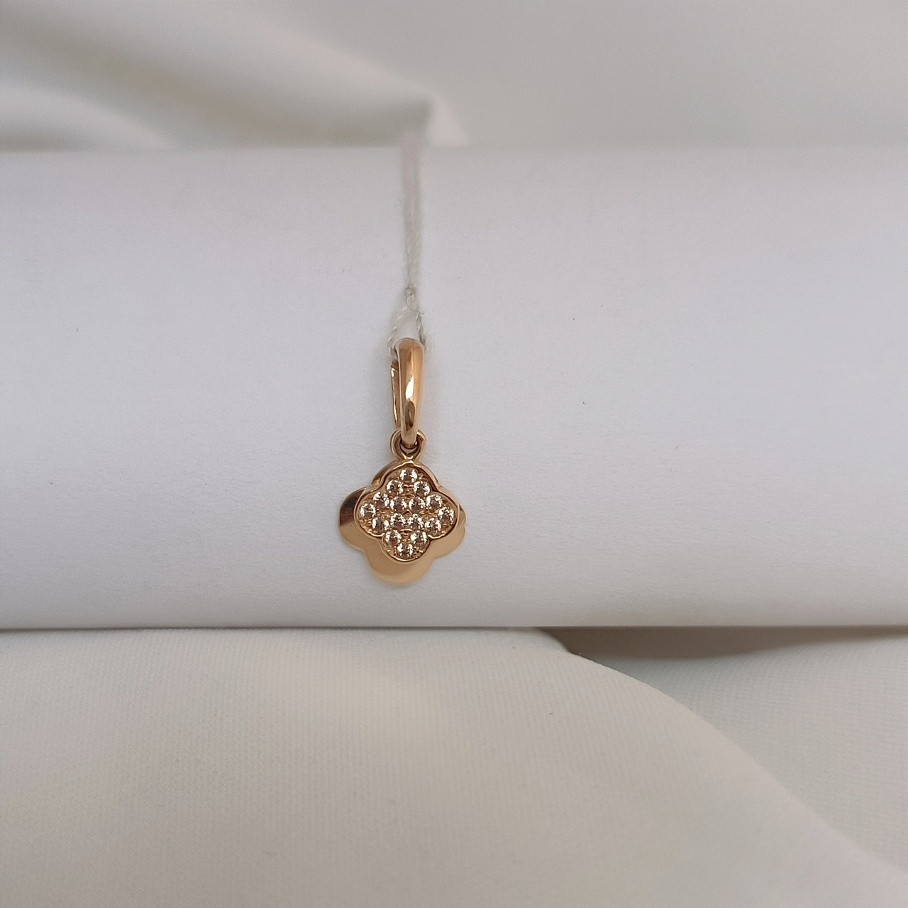 Золотий кулон