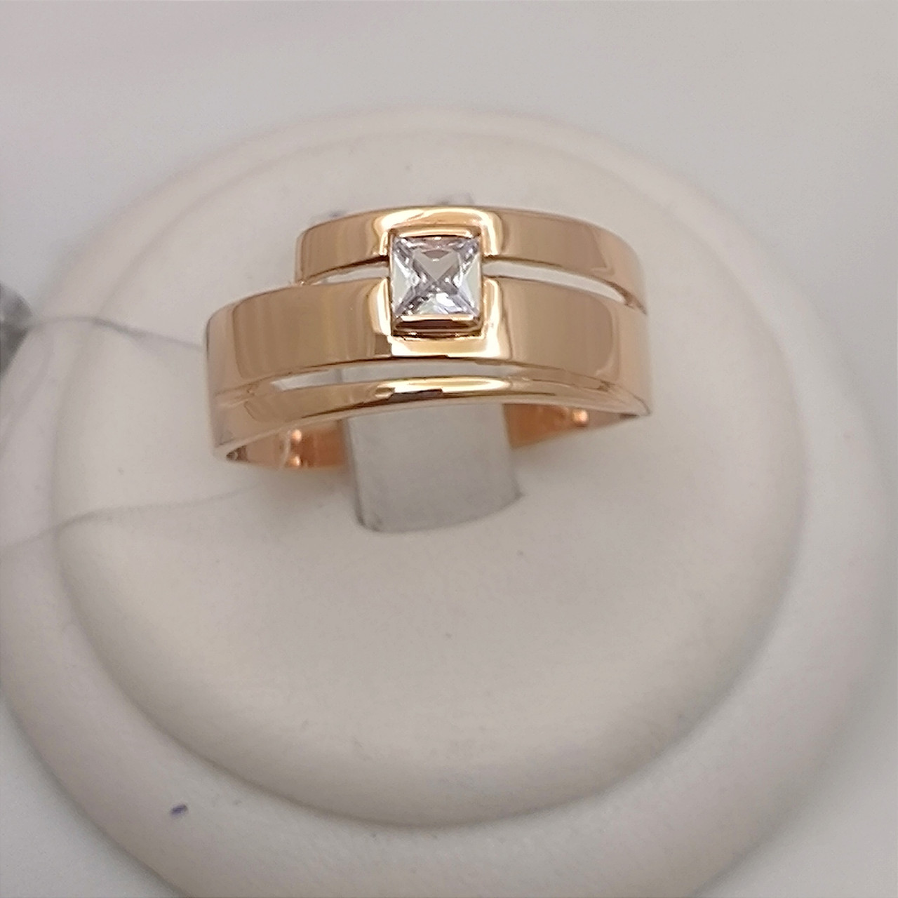 Золота каблучка з червоного золота з цирконієм