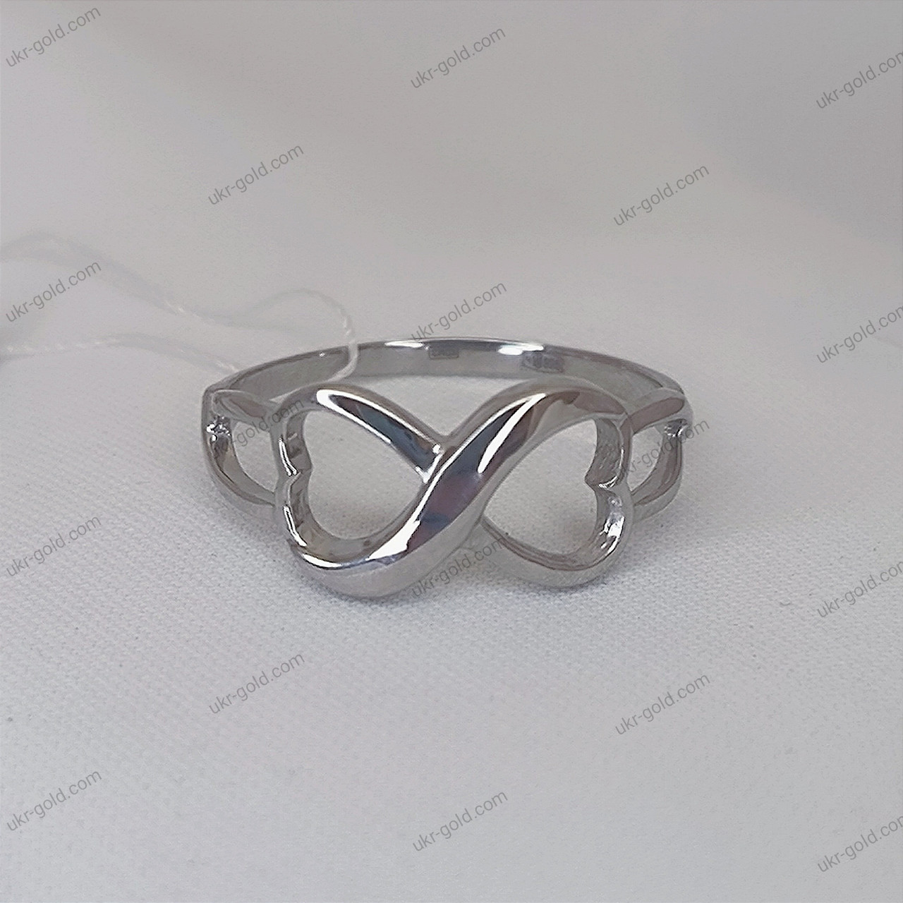 Срібне кільце нескінченність
