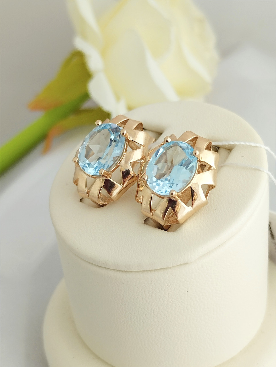 Золоті сережки з топазами