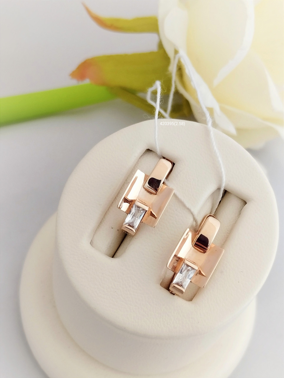 Золоті сережки з цирконієм 585 проби