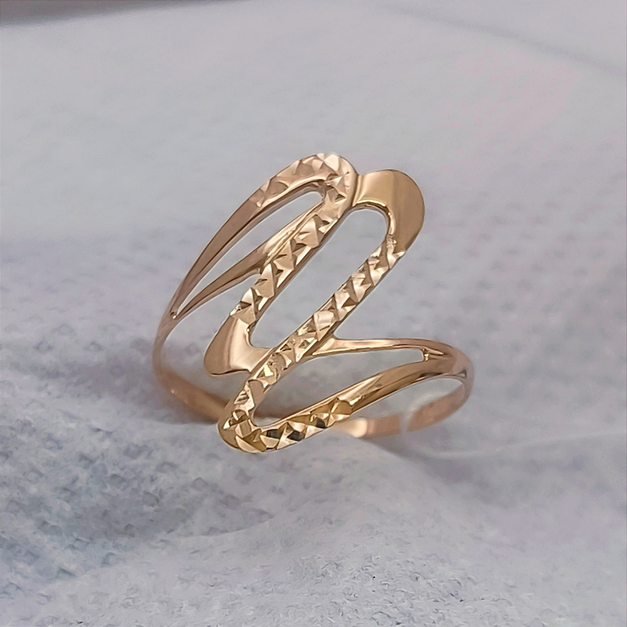 Золоте кільце 585 проби Ukr-gold.com