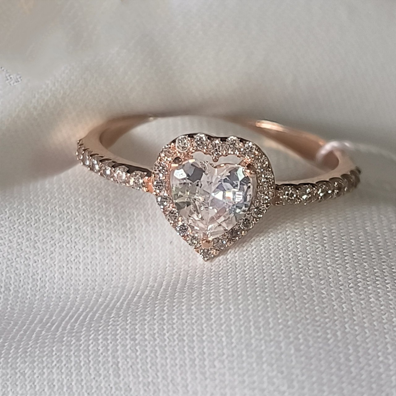 Золоте кільце 585 проби Ukr-Gold.com