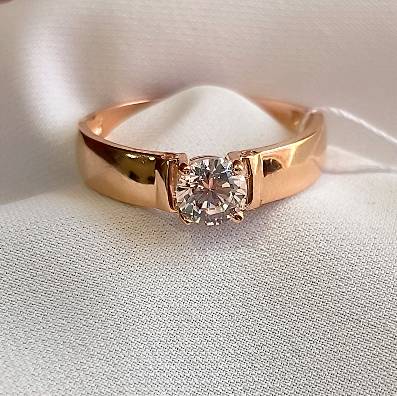 Золоте кільце з цирконієм 585 проби