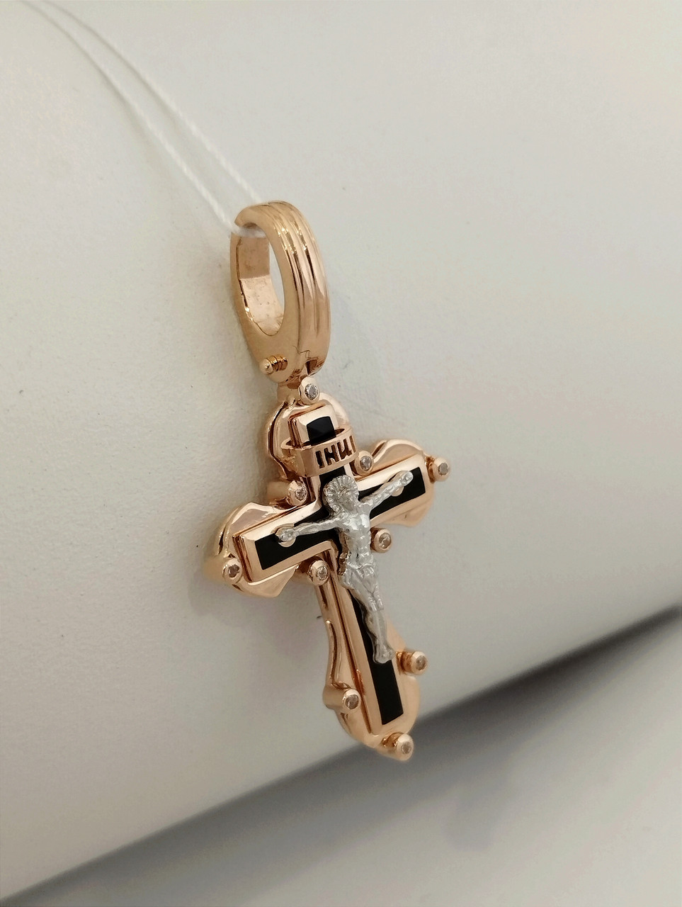 Золотий кулон