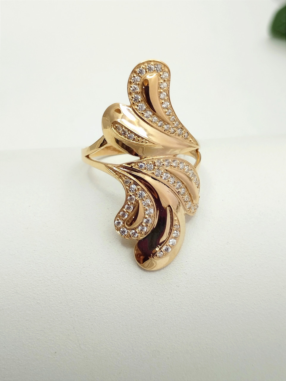 Золоте кольцо 585 проби