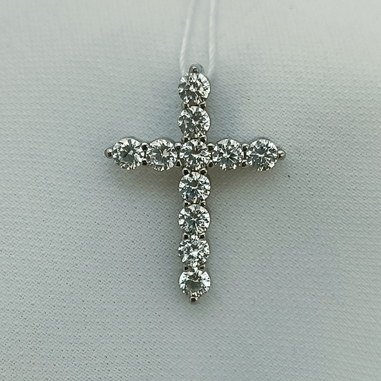 Срібний хрест 925 проби з родієвим покриттям і цирконіями