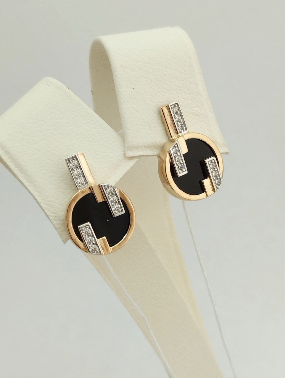 Золоті сережки з агатом і цирконієм