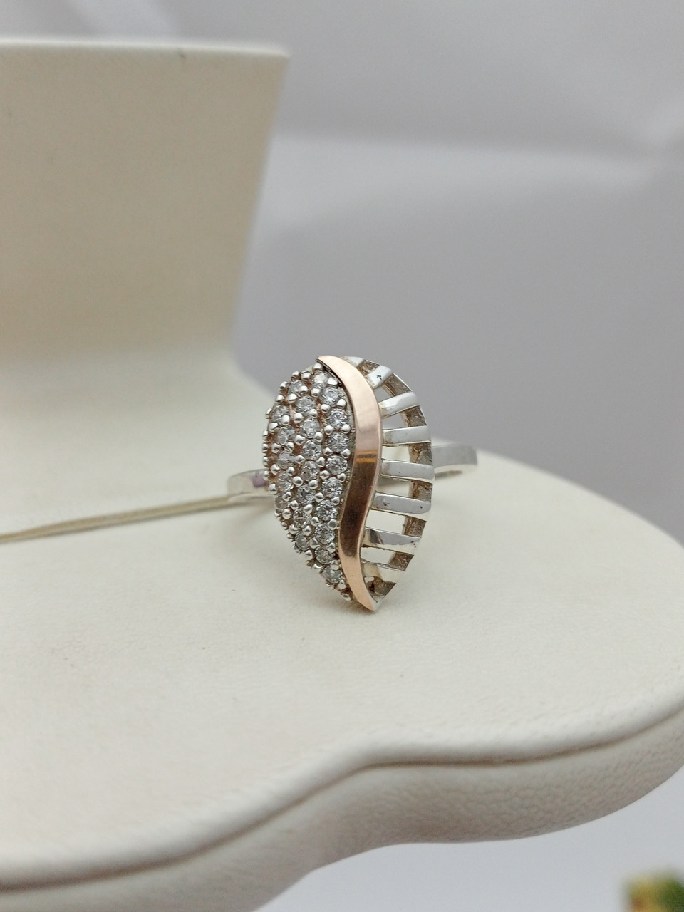 Срібне кільце 925 проби з напаяними пластинами золота 375 проби